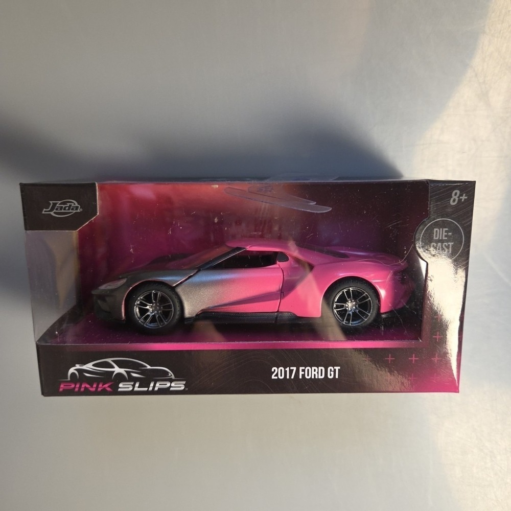 JADA PINK SLIPS 2017 Ford GT Metallic Gray Pink 1:32 Diecast Model Car